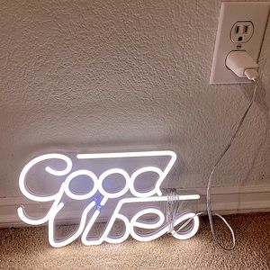 Good vibes light up sign